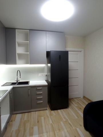 Героїв Небесної Сотні просп., 26/7