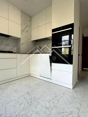 Олексія Різниченка вул. (Співдружності), 80