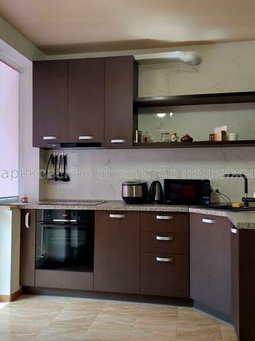 Героїв Харкова просп. (Московський), 264В