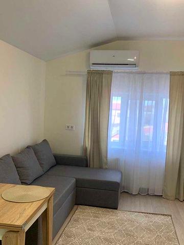 Довгострокова оренда 2 кімн.квартири генератор підвал парковка море