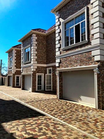 Львівська вул., 29