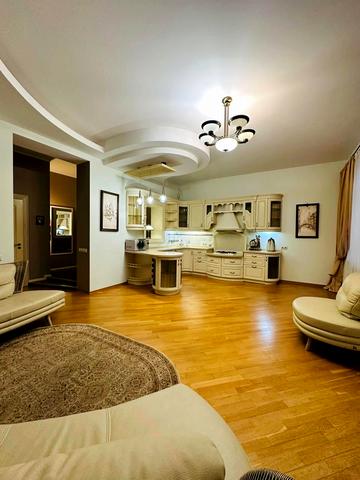 Дарвіна вул., 7