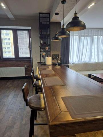 Сахарова/Заболотного, просторная 2х уровннвая квартира (АГВ) 170м кв