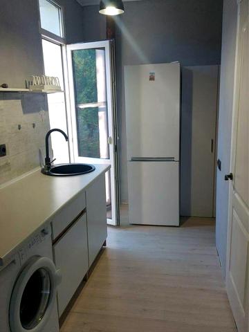 Яворницького вул. (Комсомольський), 24