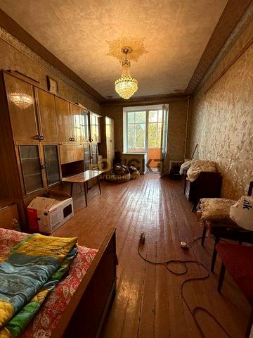 *Продам 2 ком квартиру в кирпичном доме - Гараж и подвал в подарок*