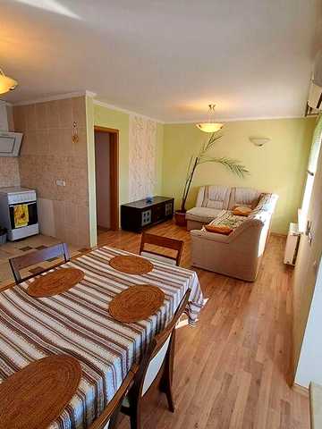 Продаж 2к Квартира Захисників України (1 Травня) вулиця