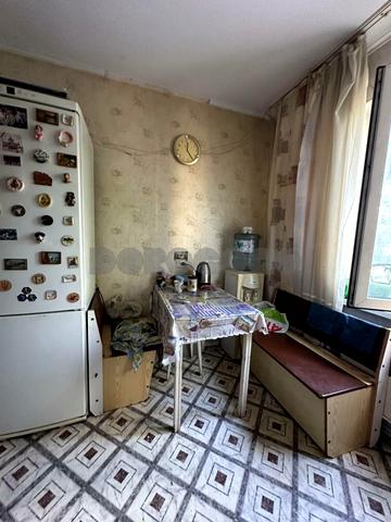 Квітнева вул., 15