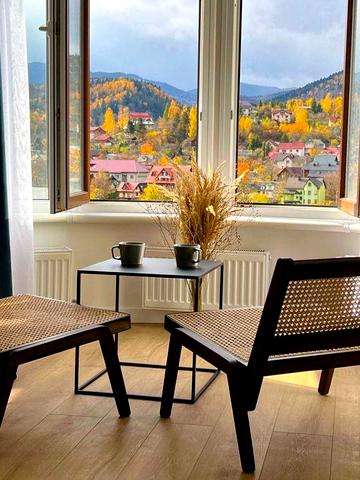 м.Яремче, Карпати,  2+к. сучасна квартира, гори, річка,помісячно,центр