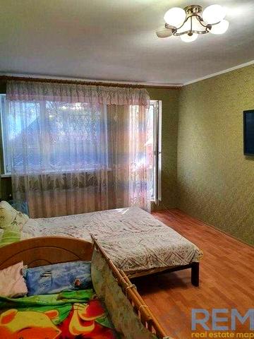 Часть дома   со своим  двориком на Заставе