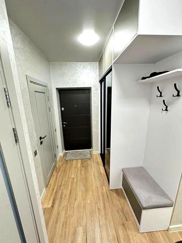 2-кімнатна квартира з ремонтом у хорошому районі+комірка з ремонтом ЖК Варшавський