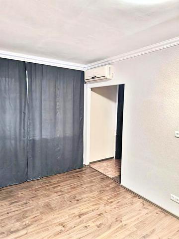 Оренда однокімнатної квартири у Дніпровському р-ні (Північне Шосе 3Б)