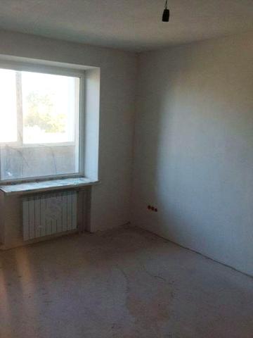 3 кімнатна квартира в центрі Нових Санжар