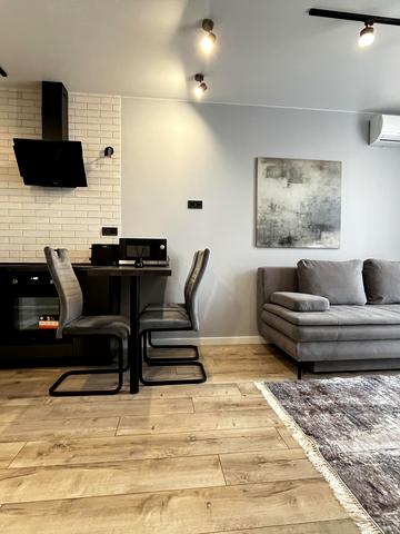 Менделєєва вул., 19