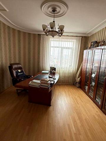 Довгострокова оренда 5к Квартира Одеської громади (Авдєєва-Чорноморського) вулиця