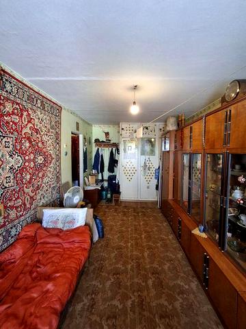 Продається кімнатна в малосімейці