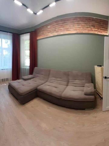 Оренда 2к вул. Війтовича ( особнячного типу)