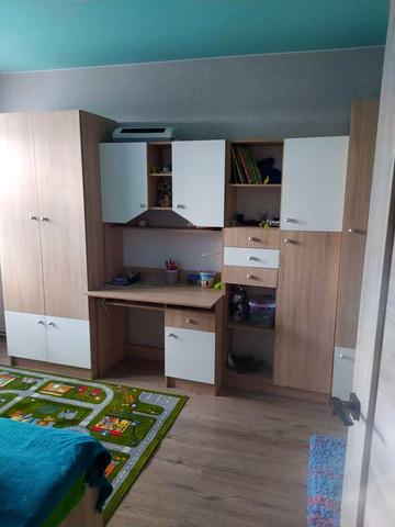 Обміняю квартиру в центрі на приватний будинок