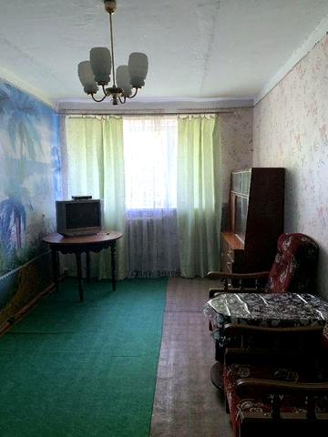 Квартира на 1 поверсі двоповерхового будинку