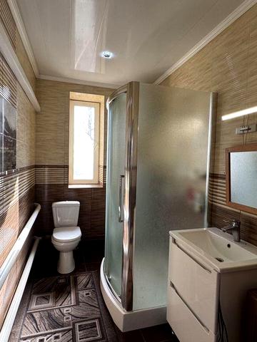 Будок 100 кв.м. з автономним опаленням