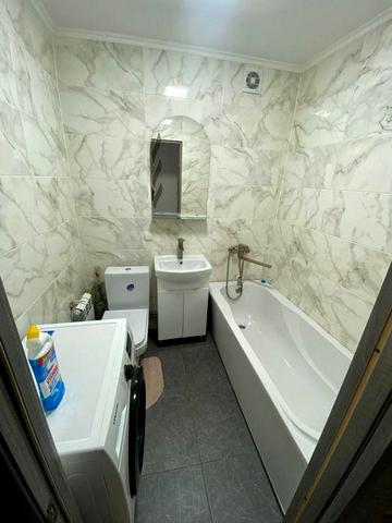 Продам 3-х кімнатну квартиру