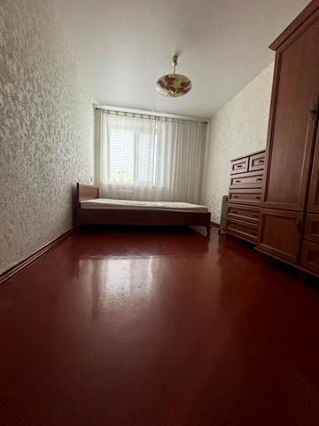 Олександра Поля просп. (Кірова), 129-Б