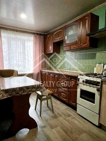 Продаж просторої 6-кімнатної квартири, Медична 2