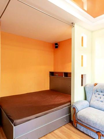 Миколи Міхновського бульв. (Дружби народів), 32