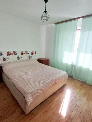 Богатирська вул., 6/1