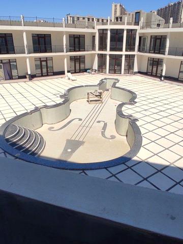 Південна вул., 2а