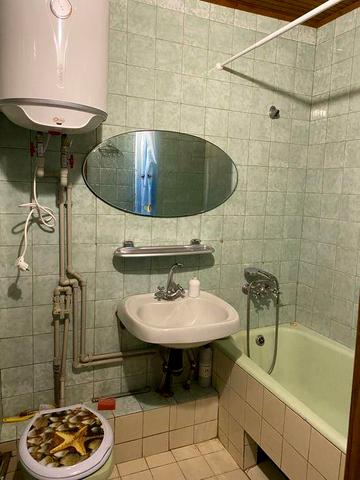 Продаж 1к.кв. Вул. Матюшенко 7, метро Київська 3 хв. пішки