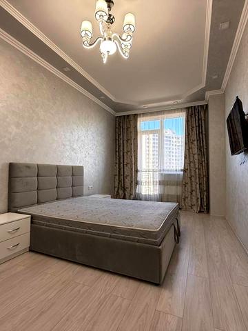 Перлинна вул., 3