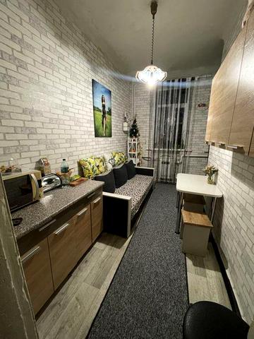 Продам квартиру 3-х кімнатну. Городок