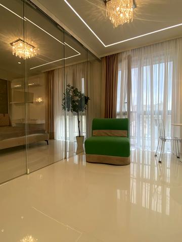 Київська набережна вул., 4