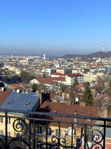 Продаж 3 кімнаної квартири, вулиця Кардинала Гузара