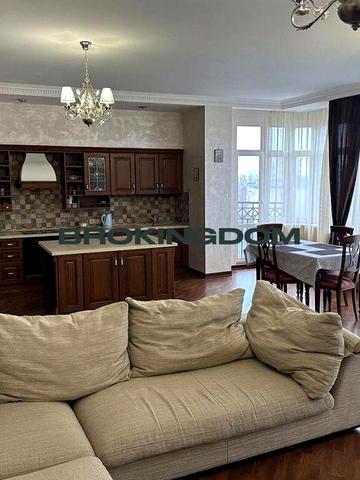 4 кім. кв. 163 кв. м. Кловський Узвіз 5.Печерськ