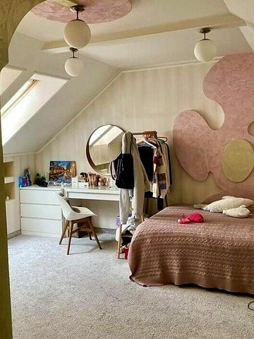 Андрія Мельника вул. (), 14