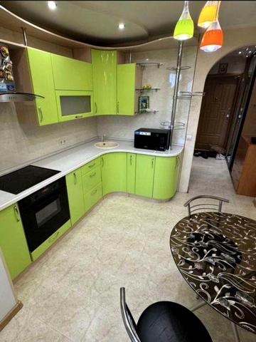 Продам 1 к квартиру. Капітальний ремонт. Мебель. Техніка.