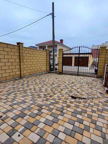 продается таунхаус в  С К  Зеленом Гае