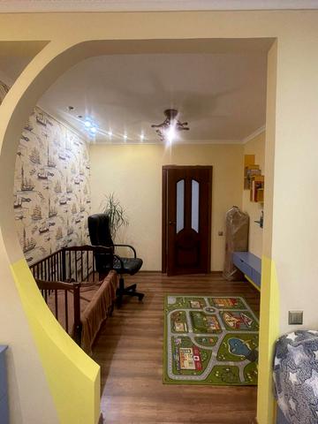 Європейська вул., 1