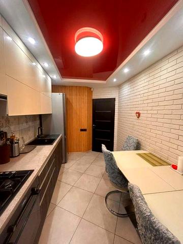 3х комн. Небесной Сотни/Сити центр/СОВРЕМЕННЫЙ  РЕМОНТ!