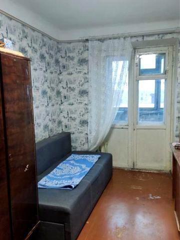 Продам 3х комнатная Основа ул.Павла Тичіна(Валдайская)