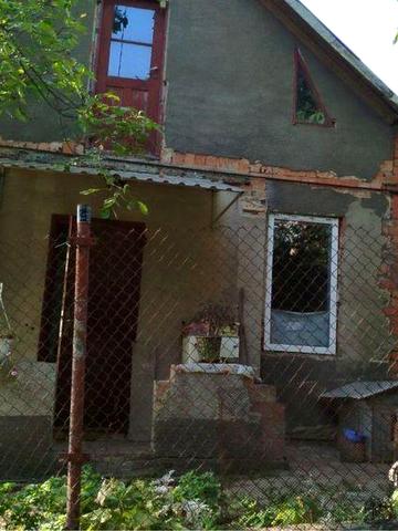 Продаю будинок м. Чернівці р-н Цецино