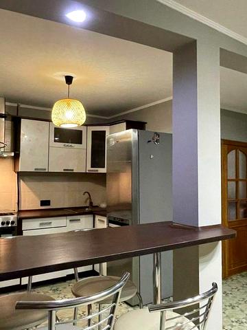 Продам 3к. квартиру  Парус Покровский Красный Камень с ремонтом