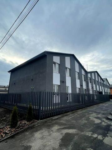 Квартира з готовим ремонтом (28м2+12мансард м2)з меблями ЖК Sollo