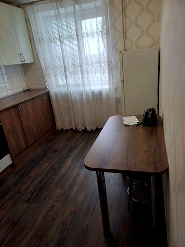 Здаю 1 кім кв Космонавтів ремонт, меблі, техніка