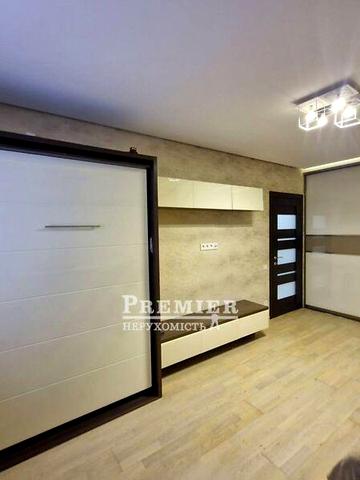 Продаж 2к Квартира Новоселів вулиця ЖК Новосел