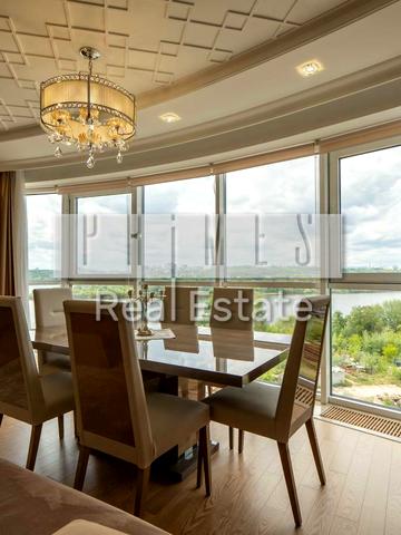 Миколи Бажана просп., 1-А