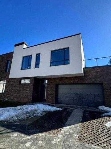 Продаж котеджу в КМ Липові роси, с. Липники 7 км до Львова