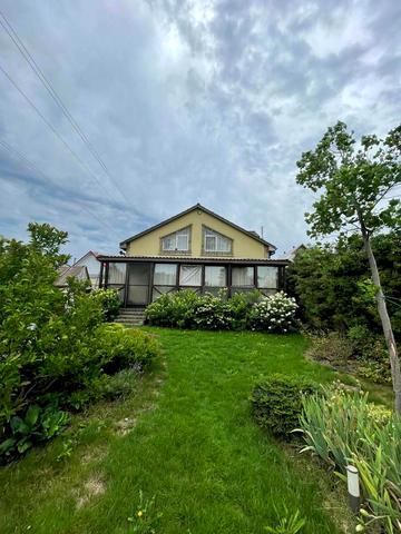 Джерельна, 7а