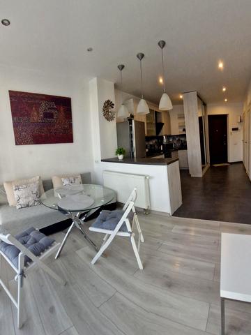 Вячеслава Липинського вул. (), 28